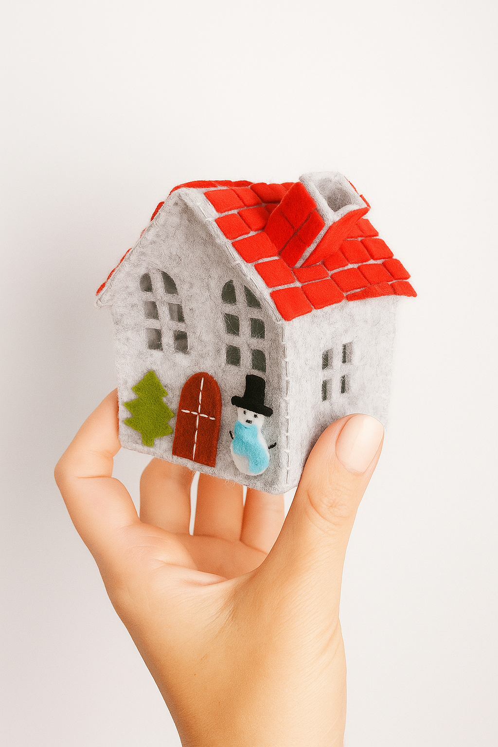 DIY red roof felt house Christmas decoration pattern