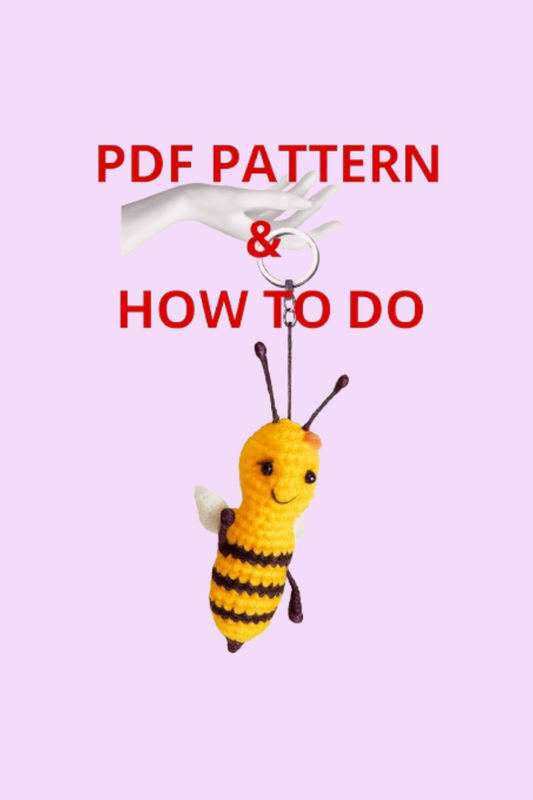 Crochet bee keychain pattern for gift